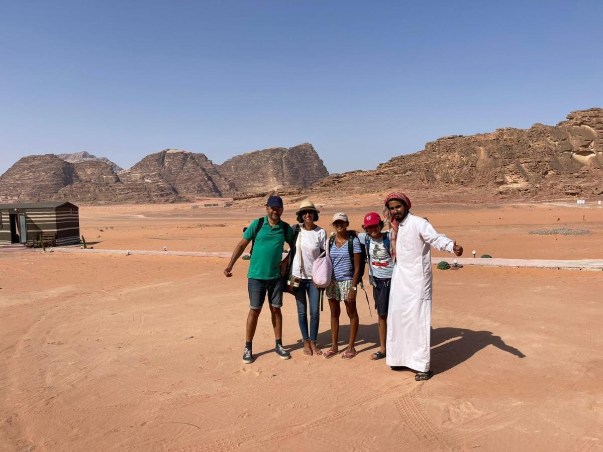 Wadi Rum Magic Camp Exterior photo